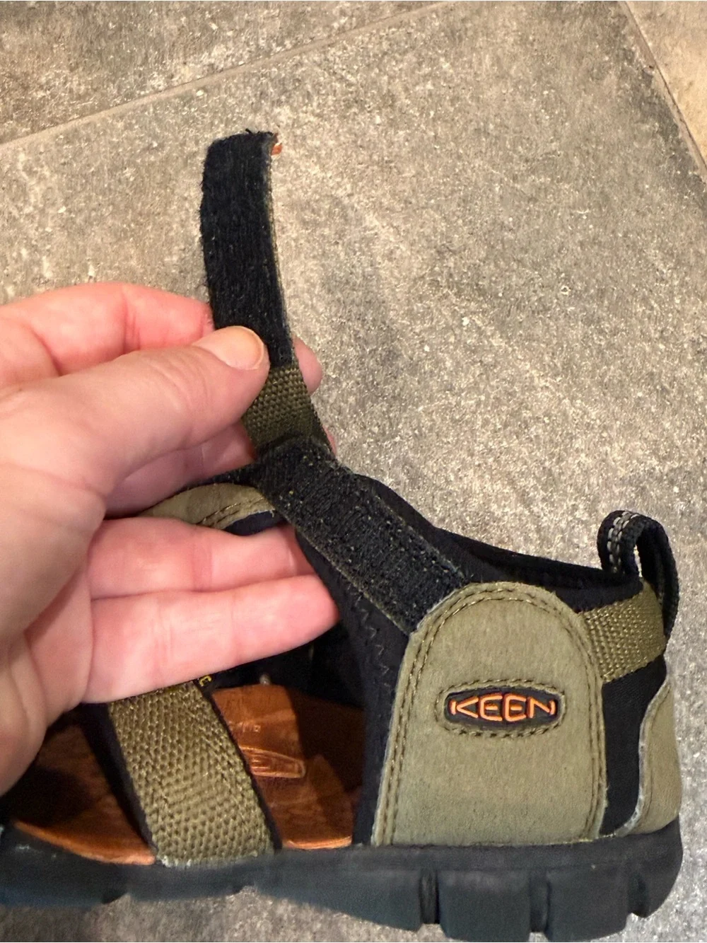 Keen Kids Olive Green and Orange Closed-Toe Sport Sandals